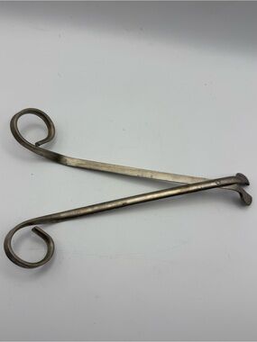 Wickman Vintage Scrolled Handle Candle Wick Trimmer Silver Tone Scissors